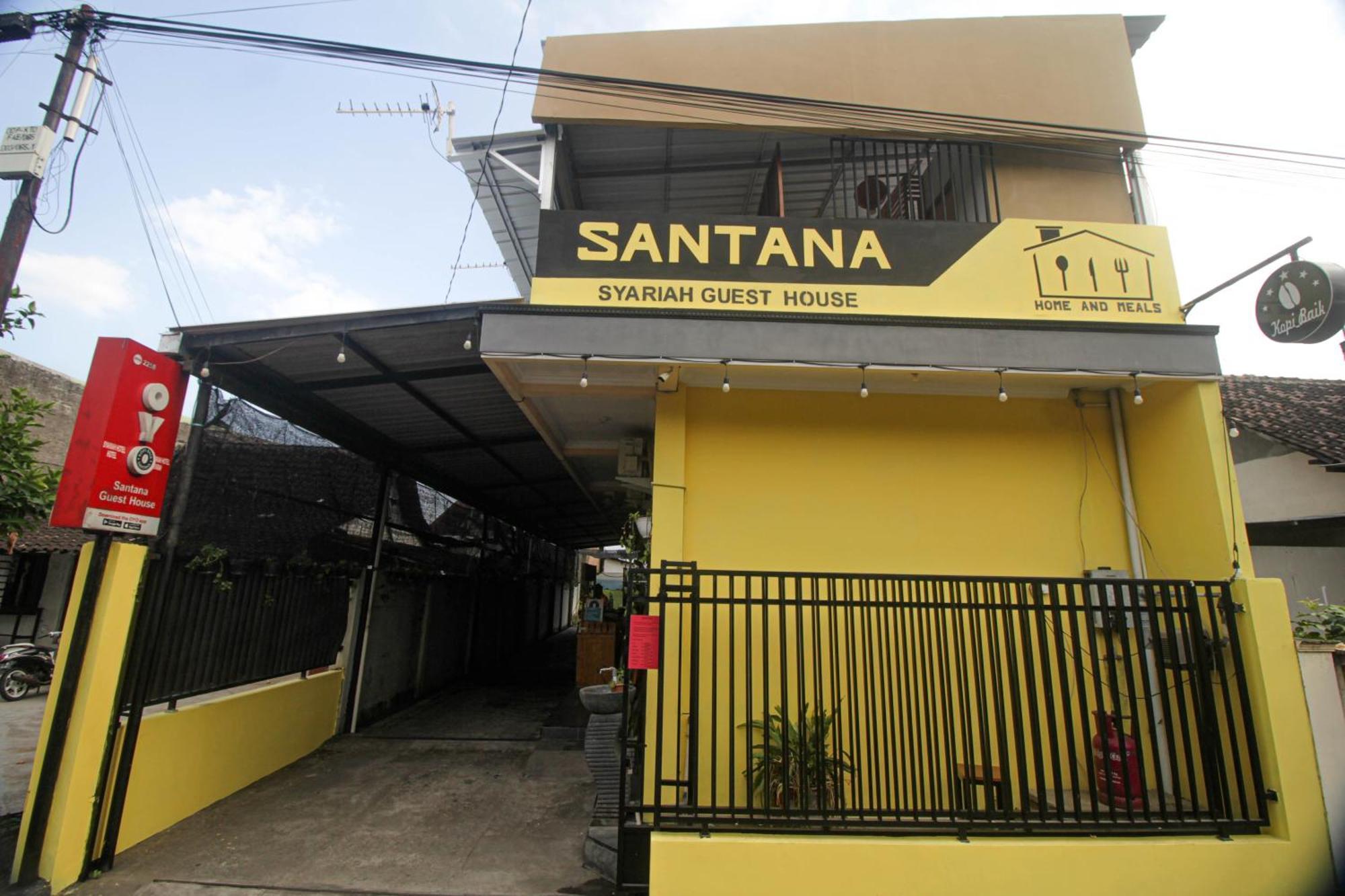 Super Oyo Capital O 2258 Santana Syariah Guest House Kartosuro Exterior foto